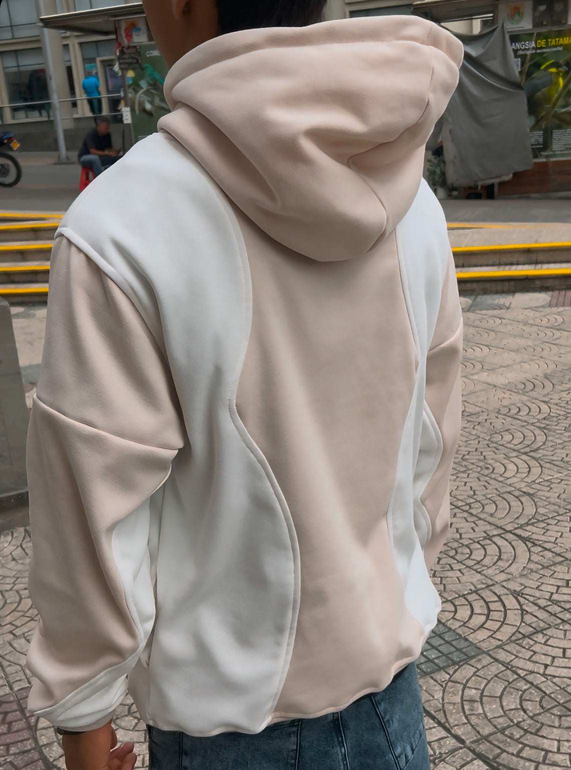 HOODIE MARFIL Y BEIGE