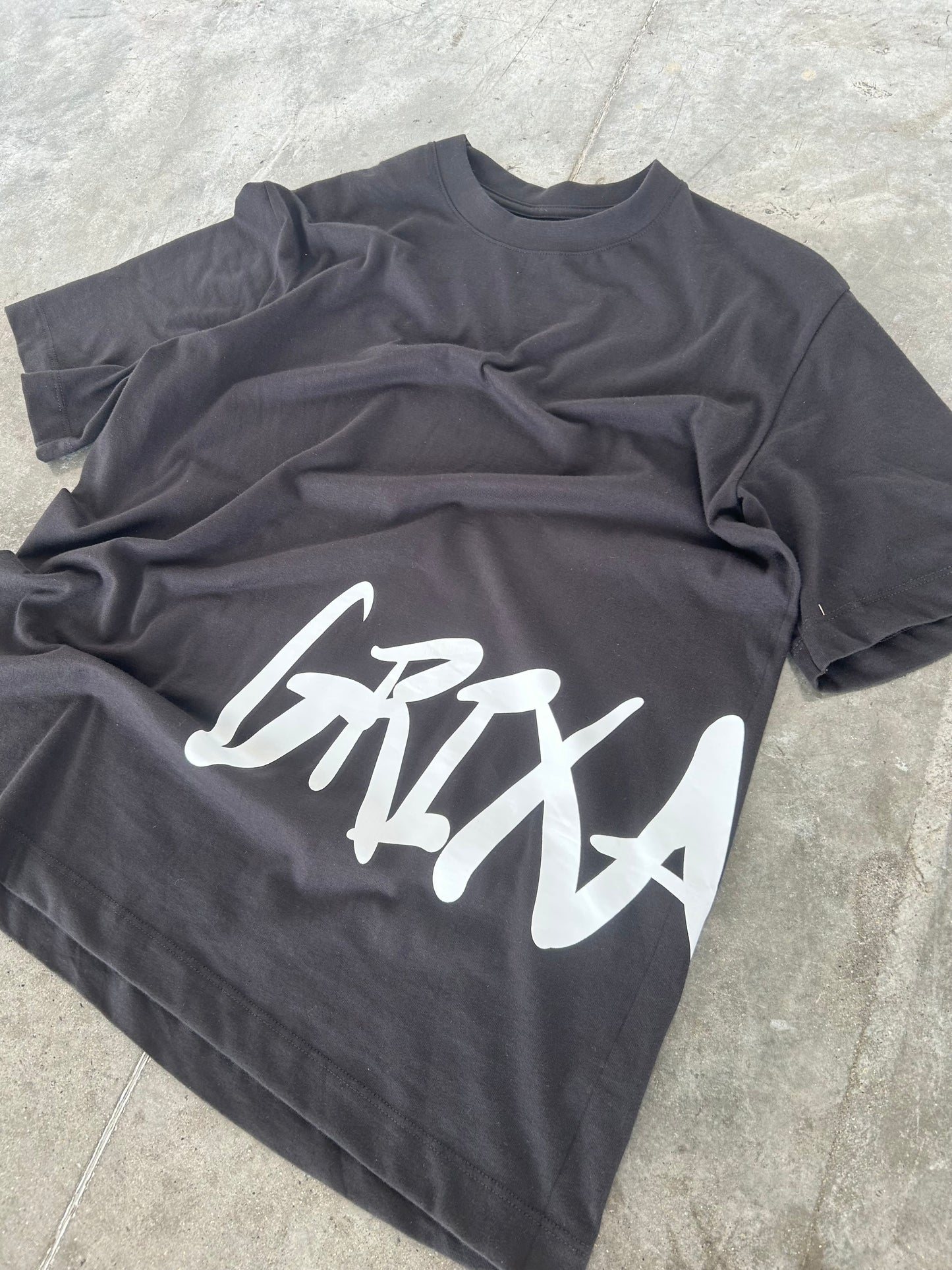 CAMISETA GRIXA NEGRO